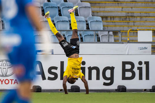 Mjällbys Moses Ogbu jublar