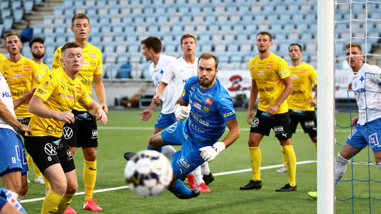 målvakt Carl-Johan Eriksson