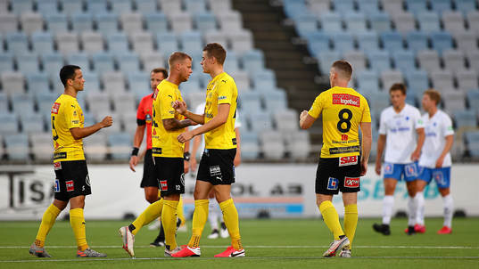 Mjällbys spelare jublar