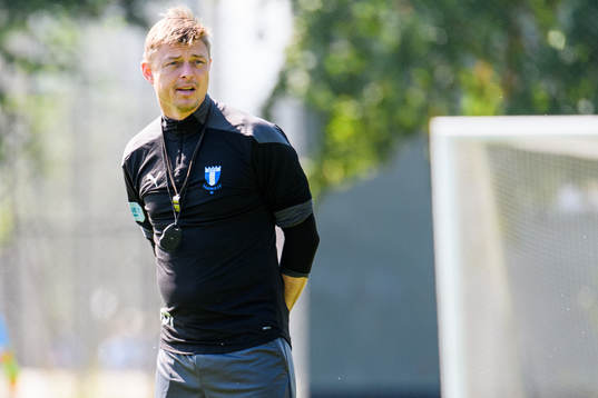 Tränare Jon Dahl Tomasson