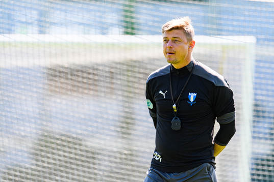Tränare Jon Dahl Tomasson