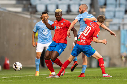 Helsingborgs Alhaji Gero och Rasmus Jönsson mot Malmö FFs