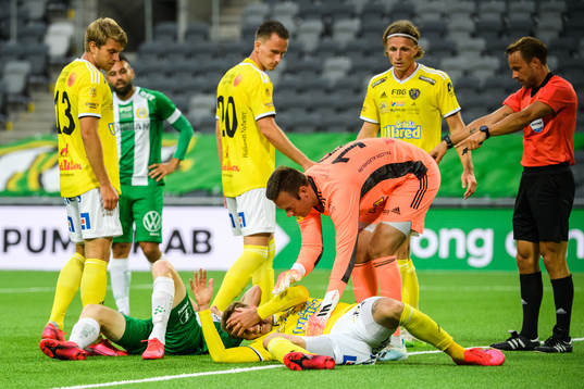 Falkenbergs Tobias Karlsson och Hammarbys Darijan Bojanic