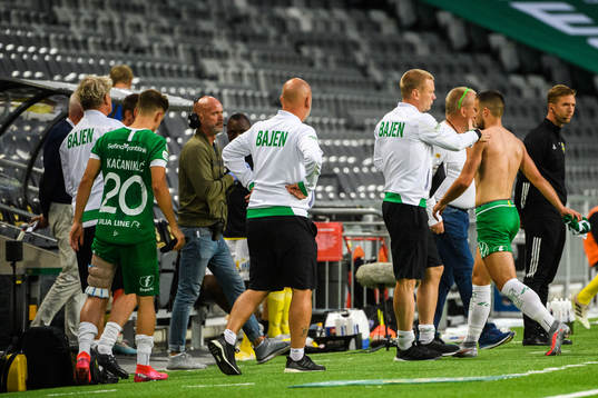Hammarbys Alexander Kacaniklic och Vladimir Rodic lämnar