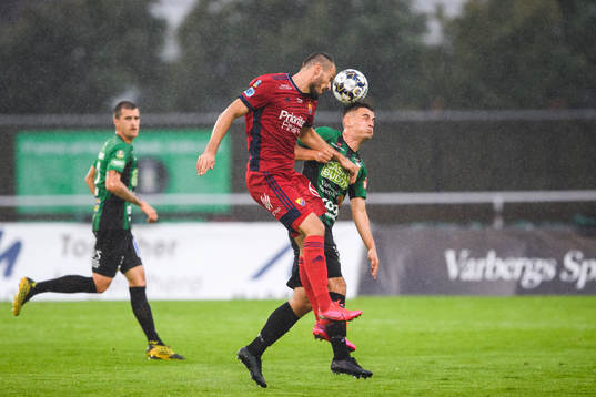 Djurgårdens Emir Kujovic och Varbergs Jon Birkfeldt