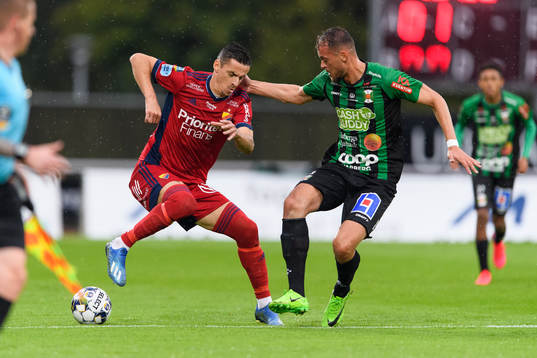 Djurgårdens Haris Radetinac och Varbergs Albert Ejupi