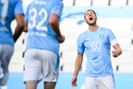 Malmö FFs Ola Toivonen deppar