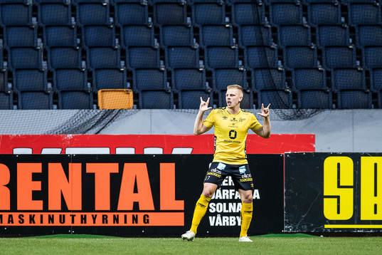 Elfsborgs Per Frick jublar