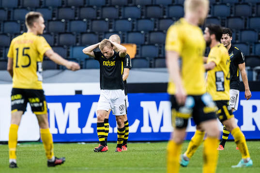 s Sebastian Larsson deppar