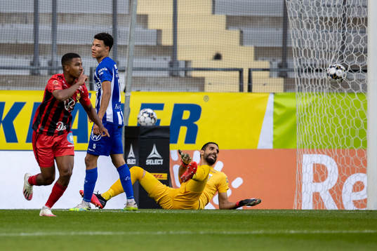 Östersunds Nebiyou Perry jublar