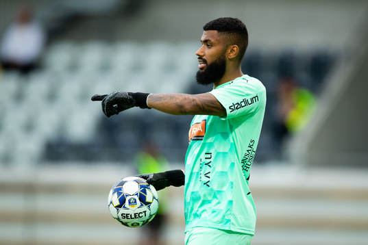 Häckens målvakt Jonathan Ursin Rasheed