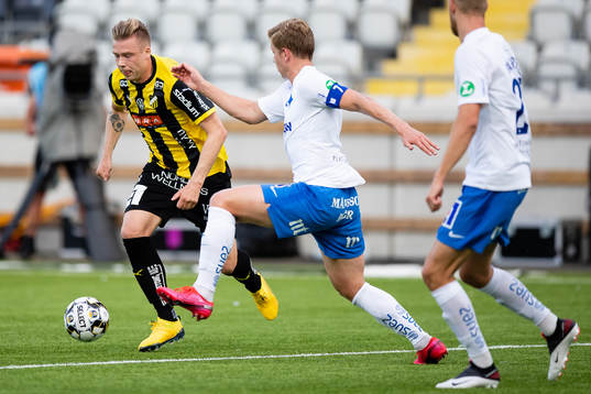 Häckens Alexander Söderlund mot IFK Norrköpings