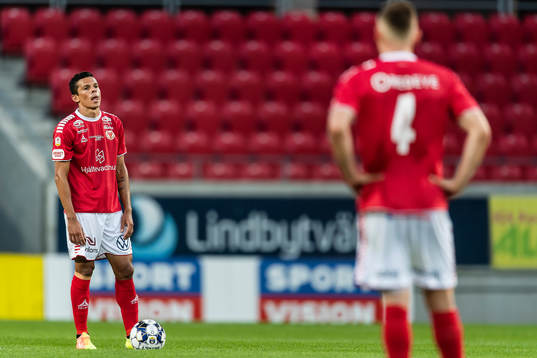 Kalmars Romário Pereira Sipião deppar