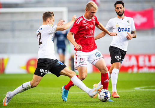 Kalmars Edvin Crona och Örebros Jake Larsson