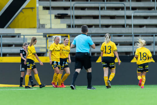 Elfsborgs Ellen Larsson kramas om av Sandra Steen
