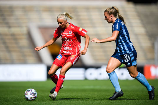 Örebros Sara Lilja-Vidlund och Djurgårdens Fanny Lång
