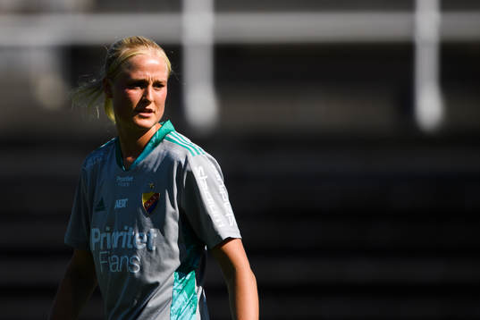 Djurgårdens målvakt Kathrine Østergaard Larsen