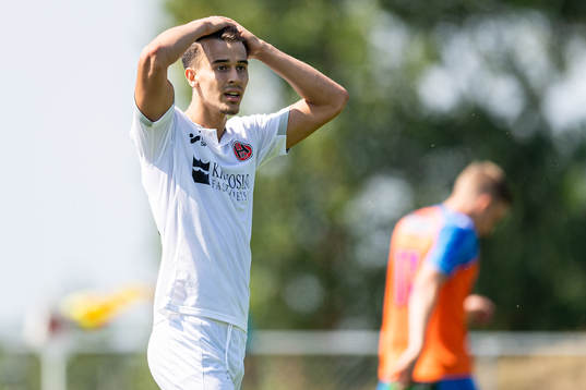 Bläddra bland fler bilder av Fotboll, Div 3 Sydvästra Götaland, Hittarp - Vejby