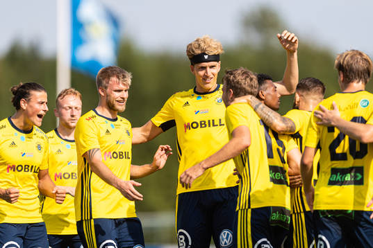 Bläddra bland fler bilder av Fotboll, Div 2 Västra, Ängelholm - Västra Frölunda