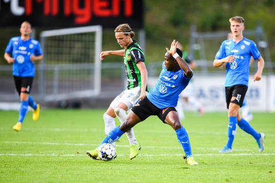 GAIS Fredrik Martinsson och Halmstads Samuel Kroon