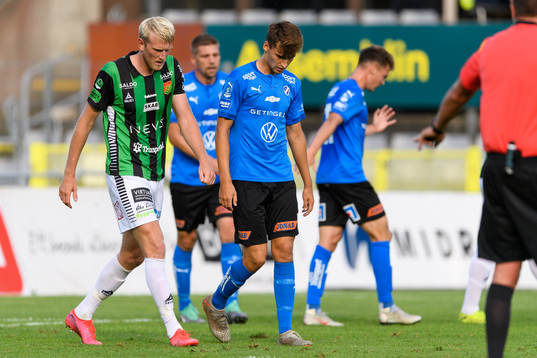 GAIS Joackim Åberg och Halmstads Rasmus Wiedesheim-Paul