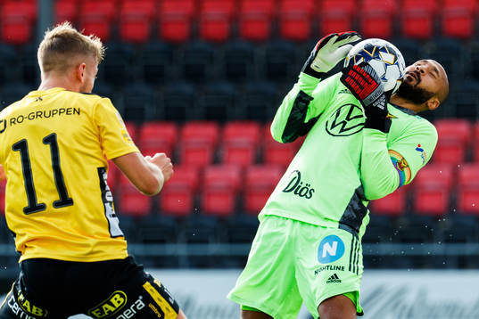 Bläddra bland fler bilder av Fotboll, Allsvenskan, Östersund - Elfsborg