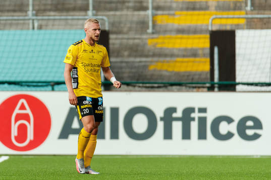 Elfsborgs Simon Strand deppar
