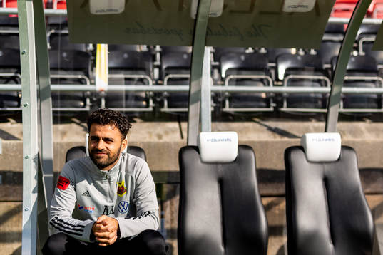 Östersunds assisterande tränare Amir Azrafshan