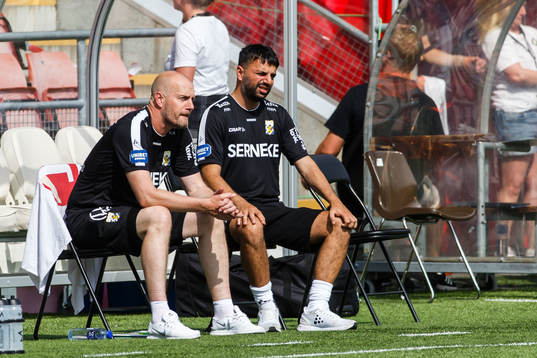 IFK Göteborgs tränare Poya Asbaghi