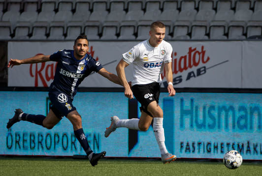 IFK Göteborgs Sargon Abraham och Örebros Jake Larsson