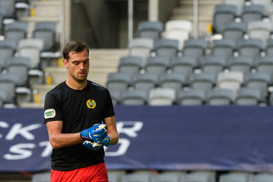 Hammarbys målvakt Davor Blazevic