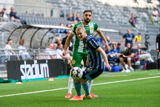 Hammarbys Abdul Khalili och Djurgårdens Kalle Holmberg