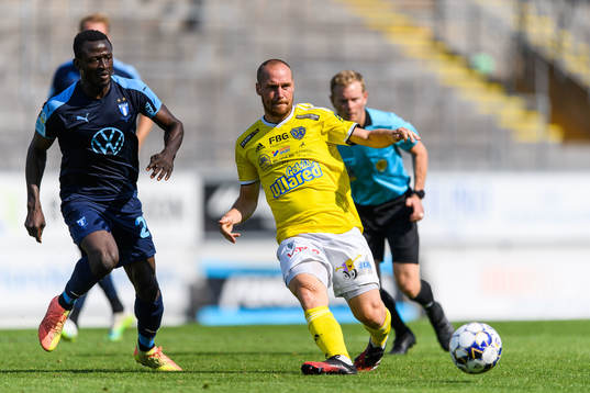 Falkenbergs Christoffer Carlsson