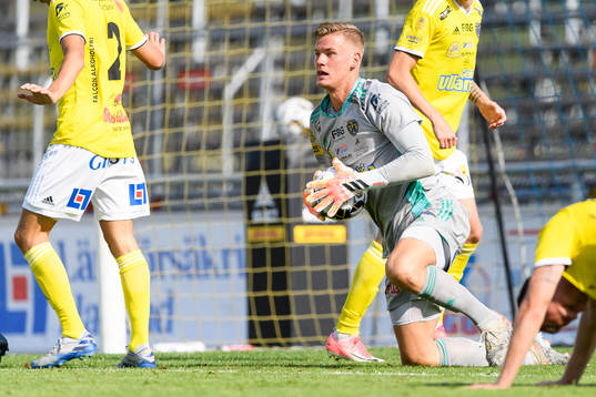 Falkenbergs målvakt Johan Brattberg