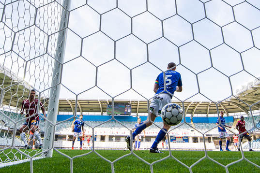 Örgrytes Ailton Almeida gör 1-0 förbi Trelleborgs Anton