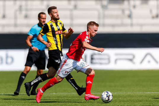 Häckens Joona Toivio och Kalmars Isak Jansson