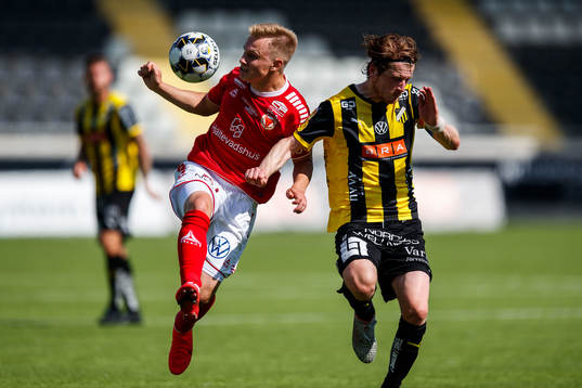Kalmars Sebastian Ring och Häckens Erik Friberg