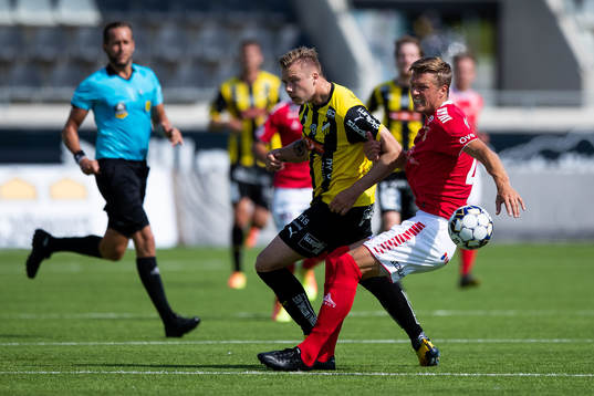 Häckens Alexander Söderlund och Kalmars Viktor Elm