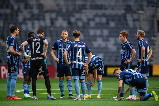 Djurgårdens spelare samlas