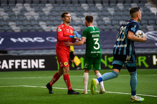 Hammarbys målvakt Davor Blazevic deppar