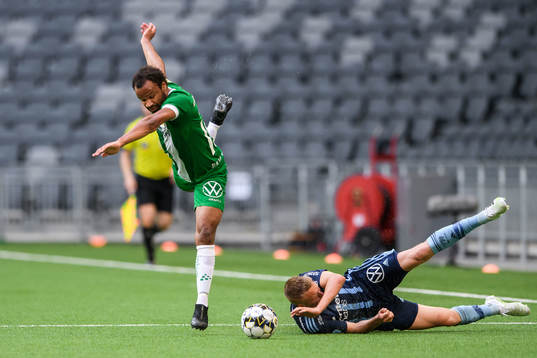 Hammarbys Serge-Junior Martinsson Ngouali och Djurgårdens