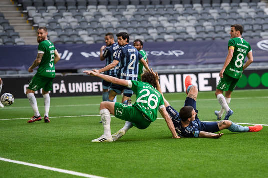 Djurgårdens Erik Berg ligger ner