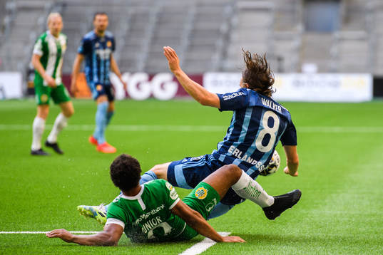 Hammarbys Serge-Junior Martinsson Ngouali och Djurgårdens