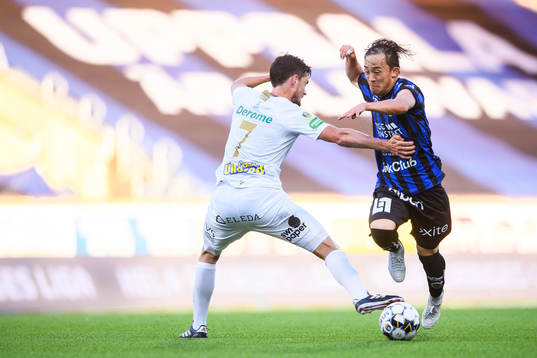 Varbergs Robin Tranberg och Sirius Yukiya Sugita