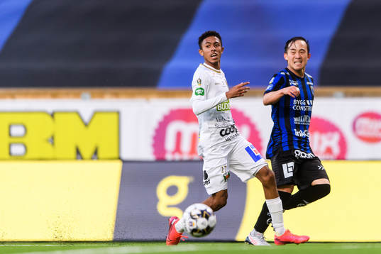 Varbergs Tashreeq Matthews och Sirius Yukiya Sugita
