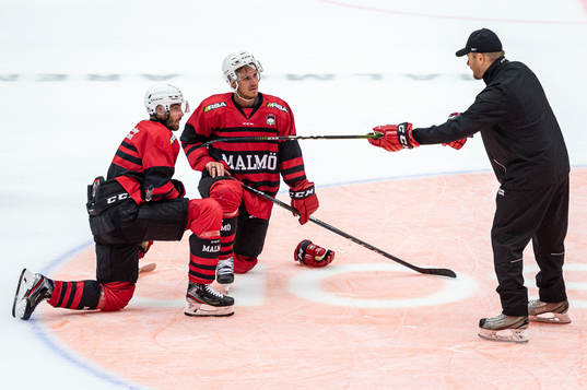 Markus Lauridsen och Jesper Jensen Aabo i samtal med