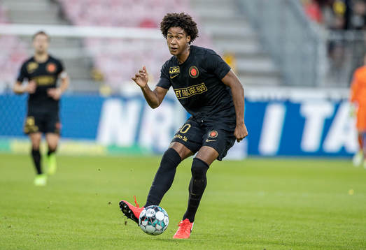 [DK=20200726: Jens Lys Cajuste (40), FC Midtjylland]