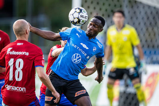 Bläddra bland fler bilder av Fotboll, Superettan, Halmstad - Öster