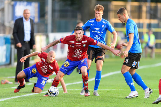 Östers James Keene och Halmstads Samuel Kroon och Edvin