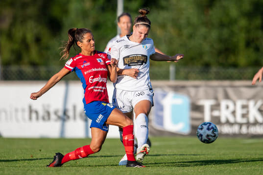 Vittsjös Lisa Klinga och Göteborgs Natalia Kuikka